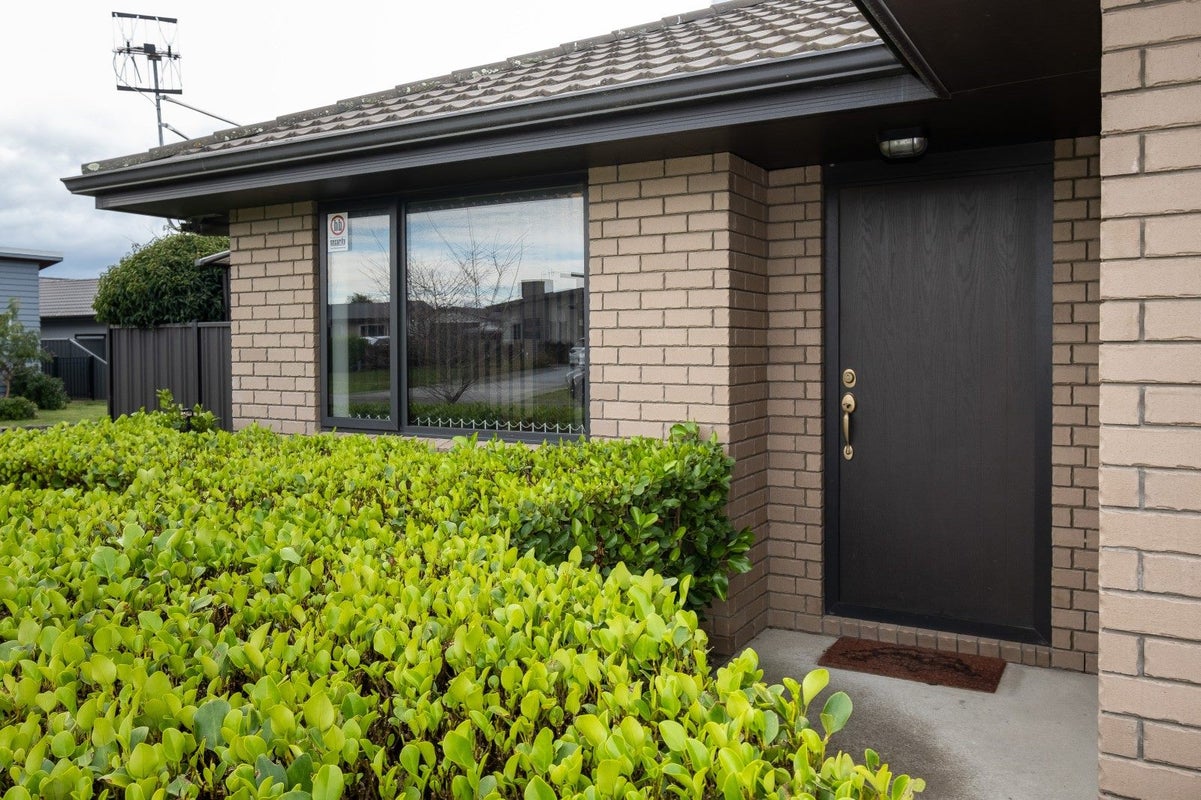 30 Arbuckle Road, Frimley, Hastings - Carousel 2