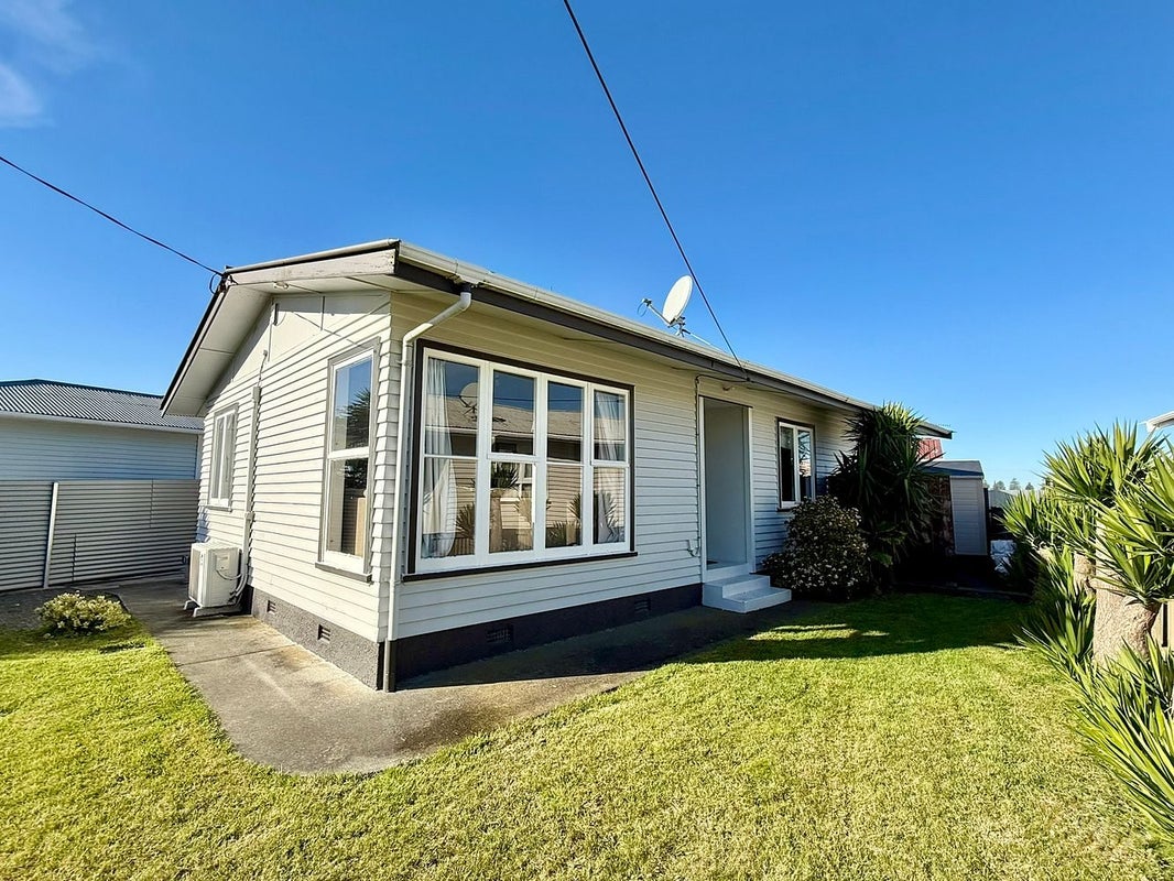 31 Masefield Avenue, Maraenui, Napier - Carousel 1