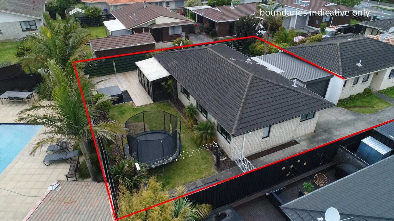 9C Golf Road, Mount Maunganui, Mount Maunganui - Carousel 2