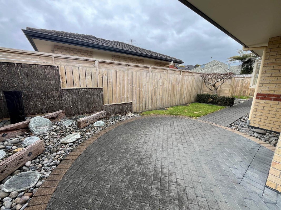 2/7 Argyle Avenue, Pahurehure, Papakura, Auckland - Carousel 13