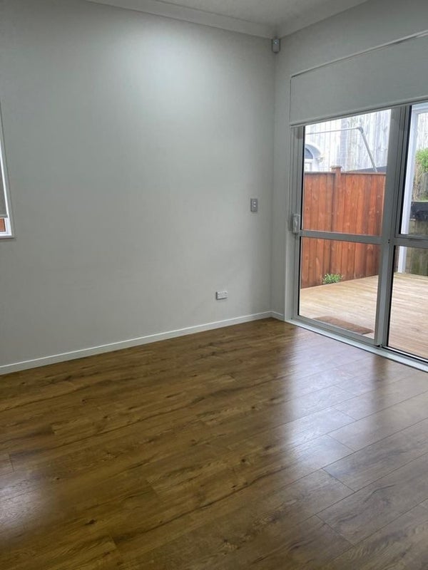 91 Tir Conaill Avenue, Flat Bush, Auckland - Carousel 2