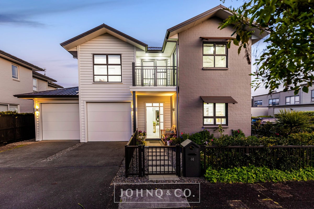 44 Wynne Gray Avenue, Stonefields, Auckland - Carousel 1