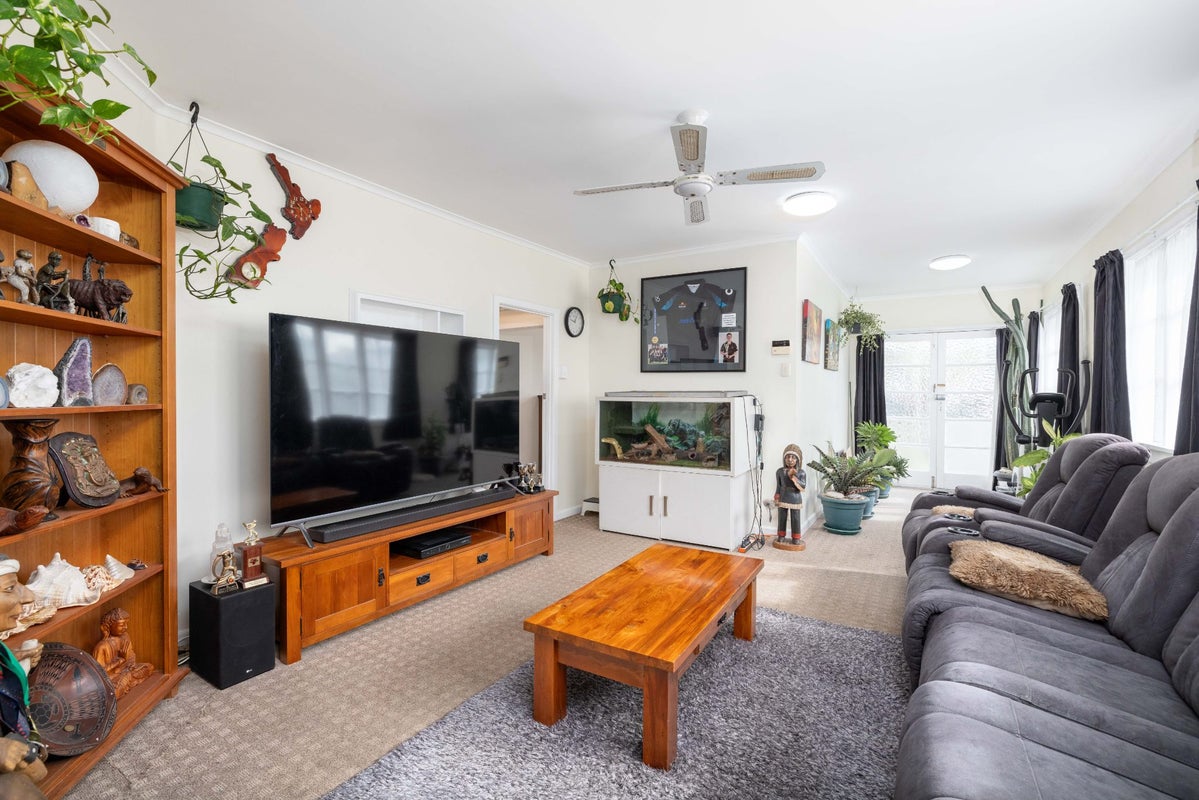 127 Lonsdale Street, New Brighton, Christchurch - Carousel 2