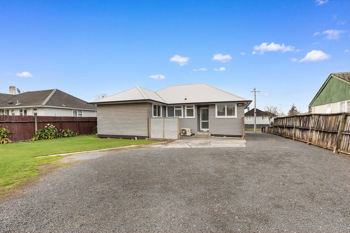 18 Byron Road, Enderley, Hamilton - Carousel 2