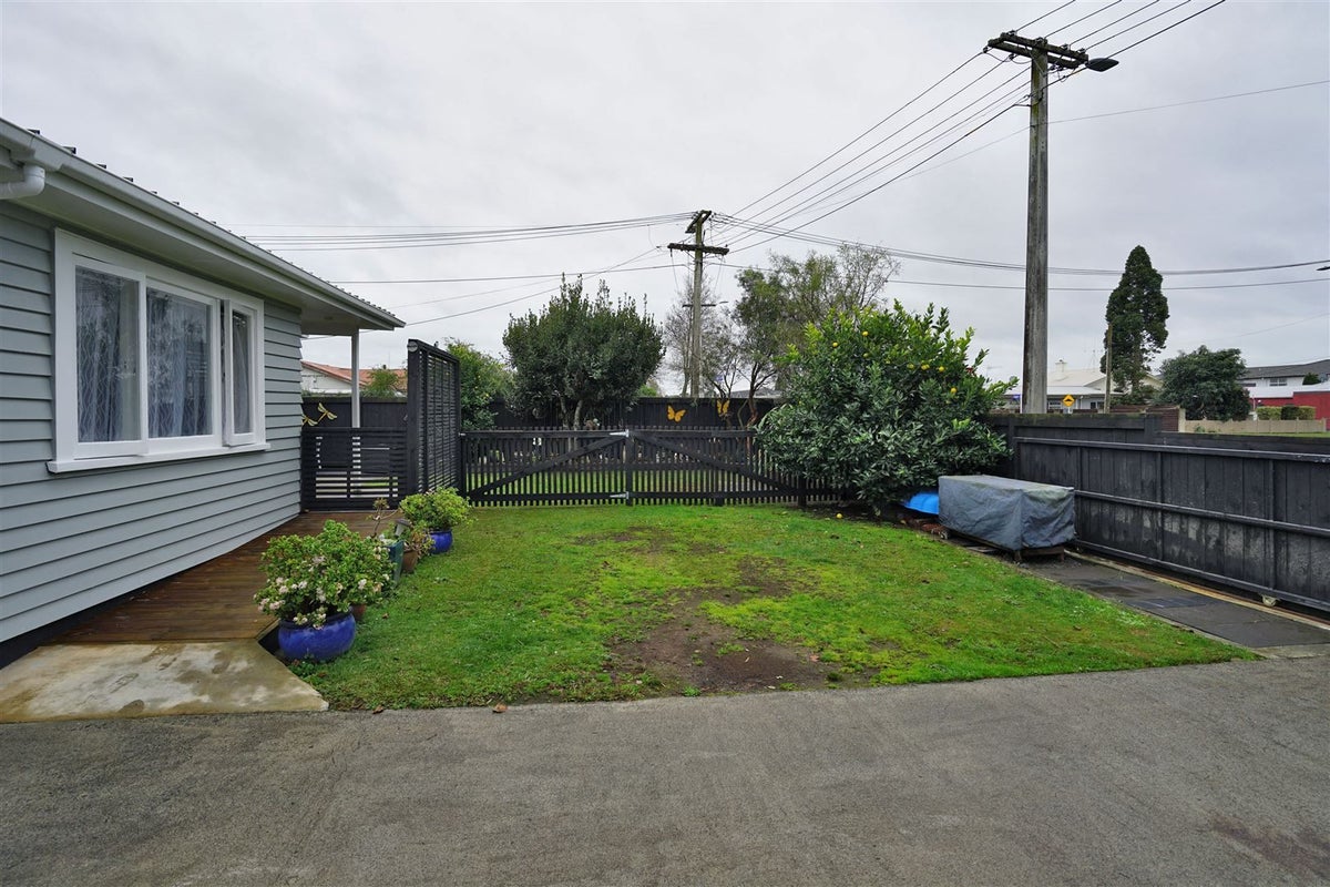 17 Sayer Street, Frankton, Hamilton - Carousel 24