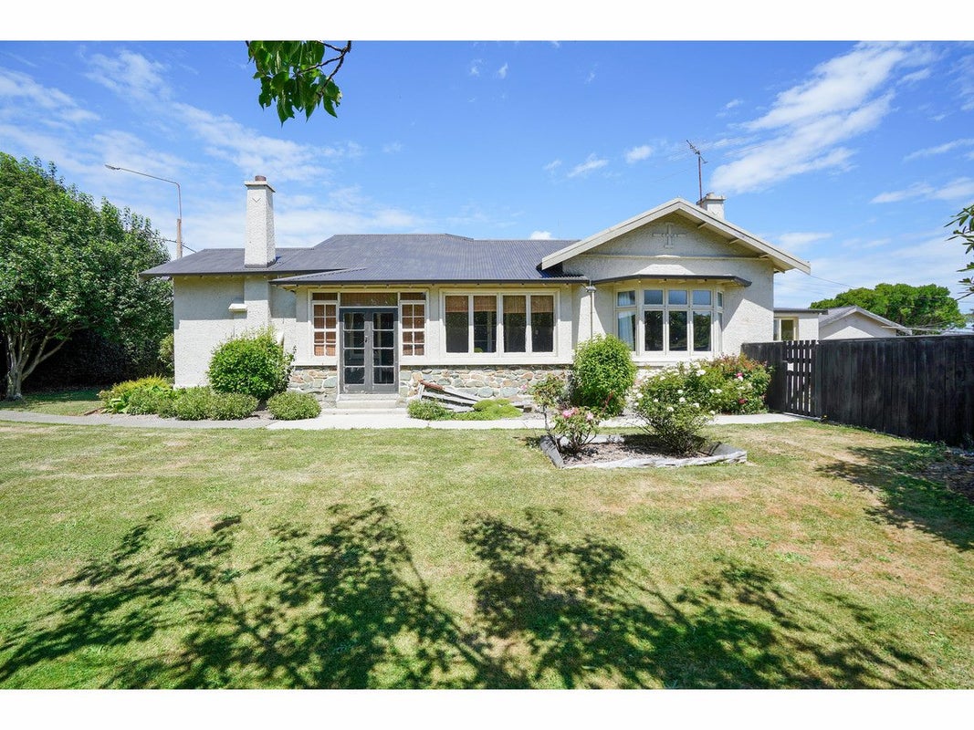 100 North Road, Prestonville, Invercargill - Carousel 1