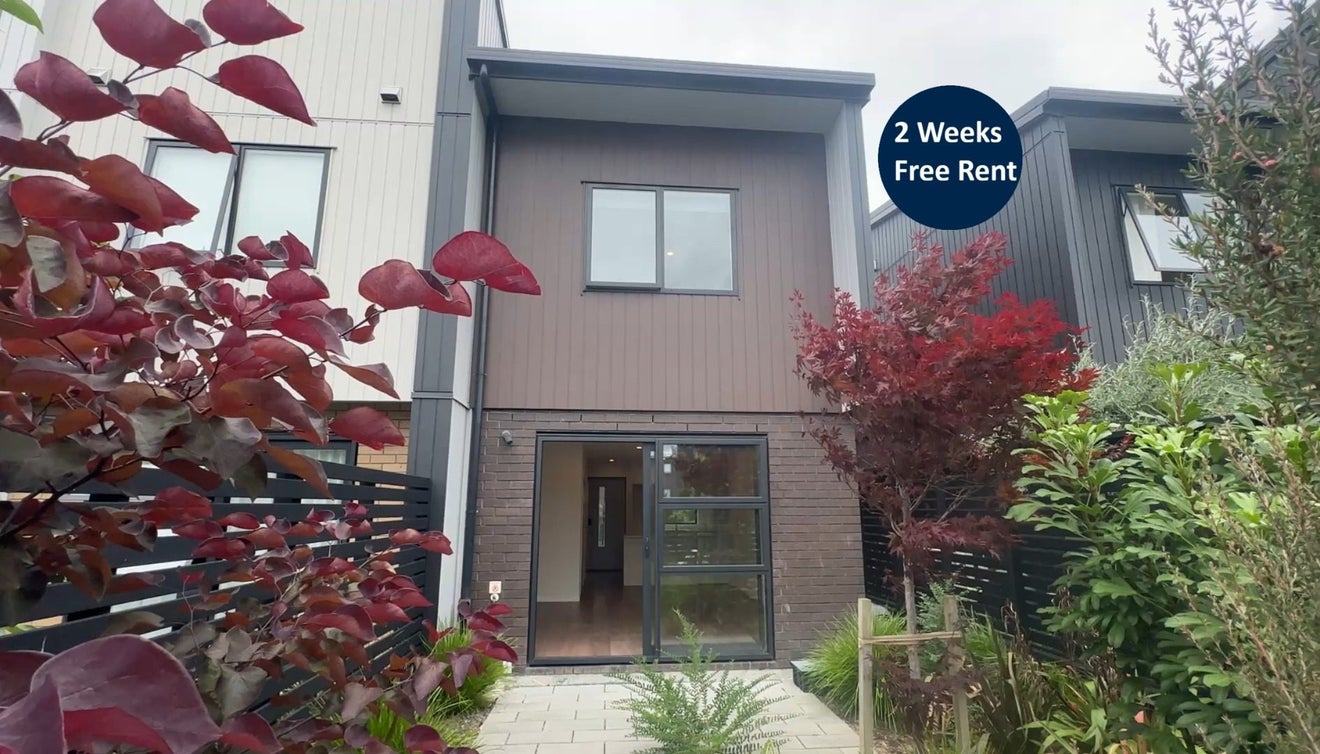 13 Selo Street, Glen Eden, Auckland - Carousel 1