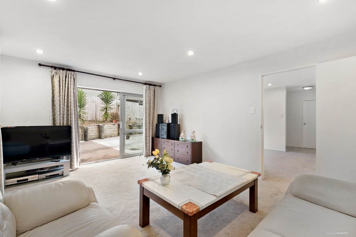 7A Donovan Avenue, Massey, Auckland - Carousel 2