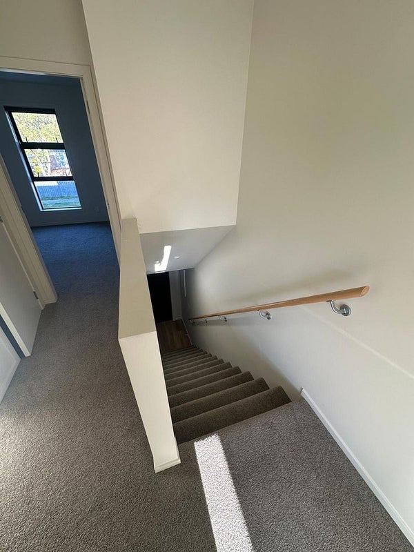 4/372 Stokes Valley Road, Stokes Valley, Lower Hutt - Carousel 7