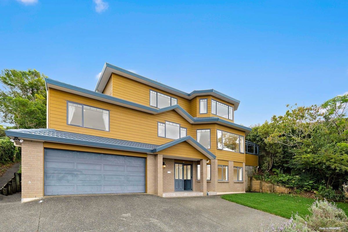 14 Mulgan Way, Browns Bay, Auckland - Carousel 2