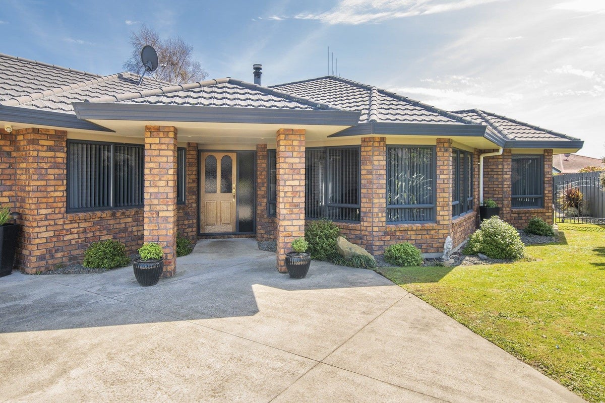 7 Ngaio Street, Levin, Levin - Carousel 2