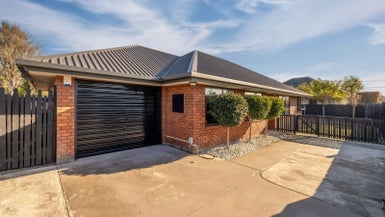 77 GOLF LINKS ROAD, Shirley, Christchurch - Carousel 1