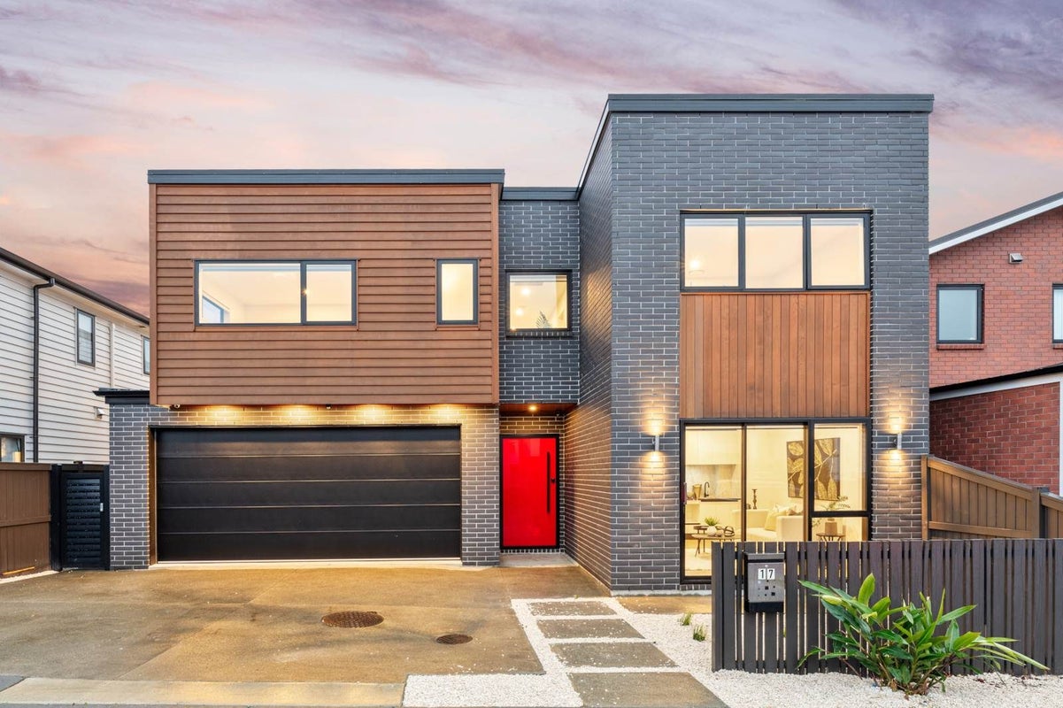 17 Skua Road, Hobsonville, Auckland - Carousel 1