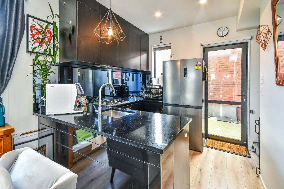 1 Hermitage Street, Flat Bush, Auckland - Carousel 2