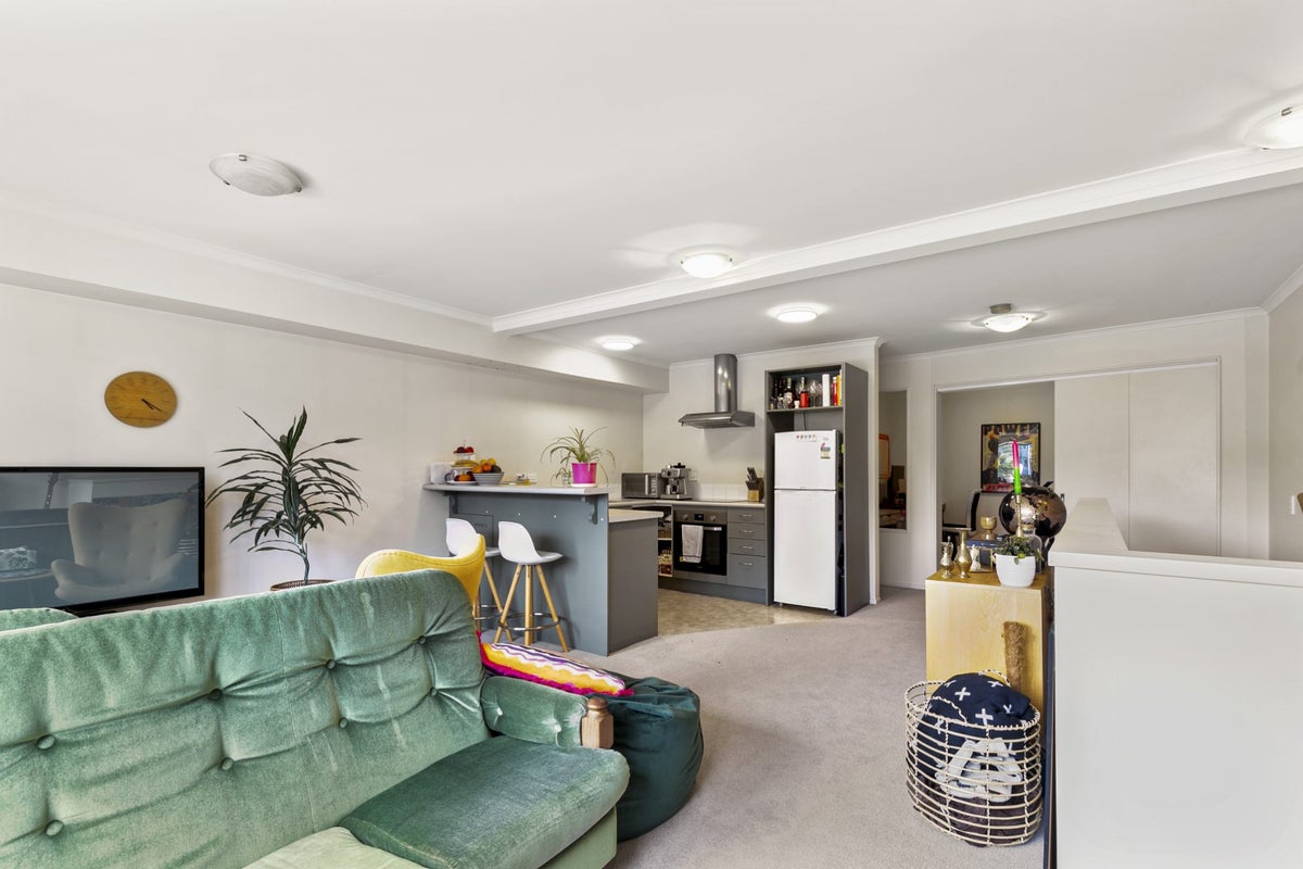 83G Hill Street, Thorndon, Wellington - Carousel 1