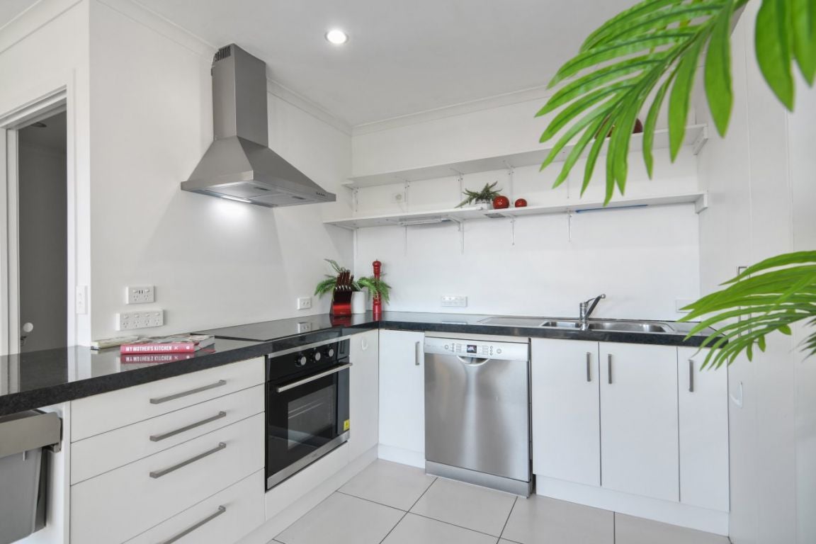 6/115 Grove Street, The Wood, Nelson - Carousel 2
