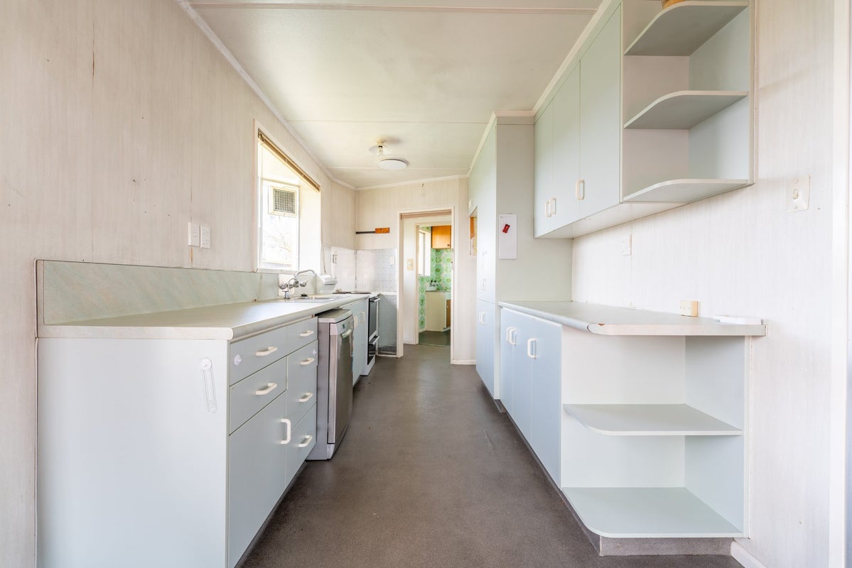 31a Cook Street, Oceanview, Timaru, Canterbury - Carousel 2