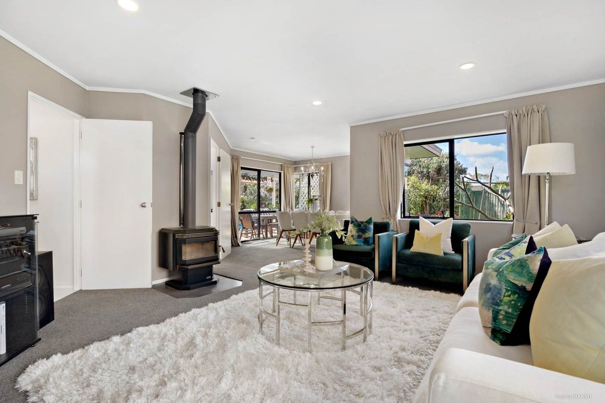 36 Ben Nevis Place, Northpark, Auckland - Carousel 2