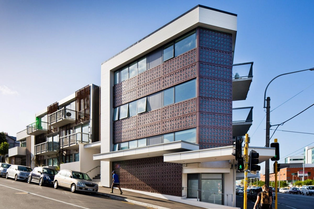 111/80 Riddiford Street, Newtown, Wellington - Carousel 1