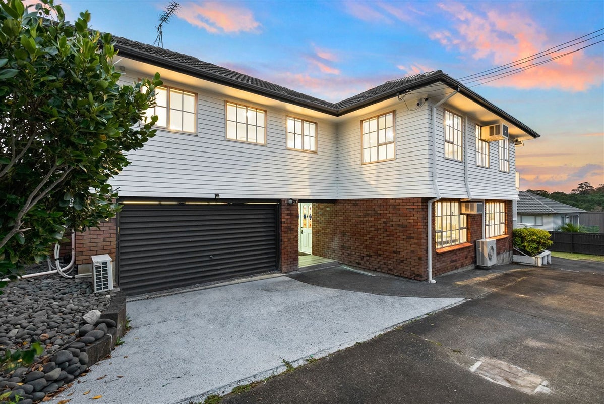 1/52 Aberdeen Road, Campbells Bay, Auckland - Carousel 2
