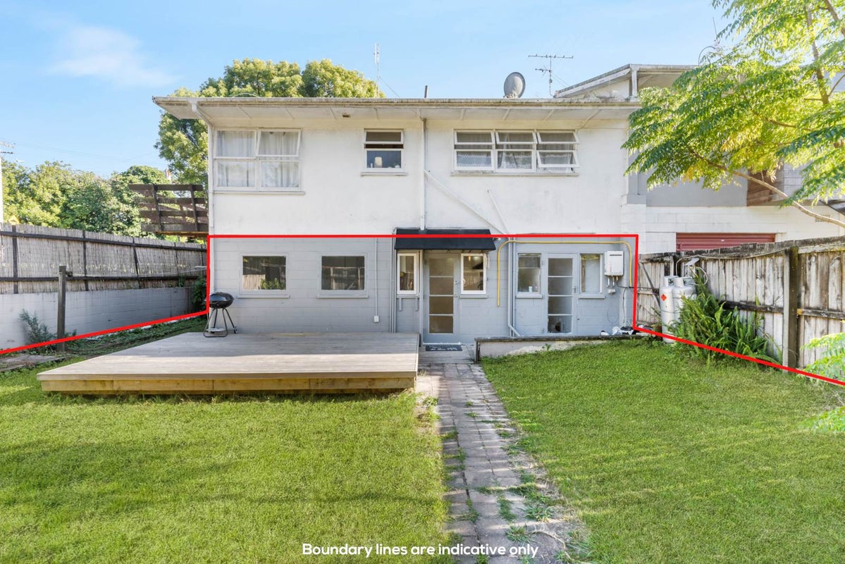72C Connaught Street, Blockhouse Bay, Auckland - Carousel 1