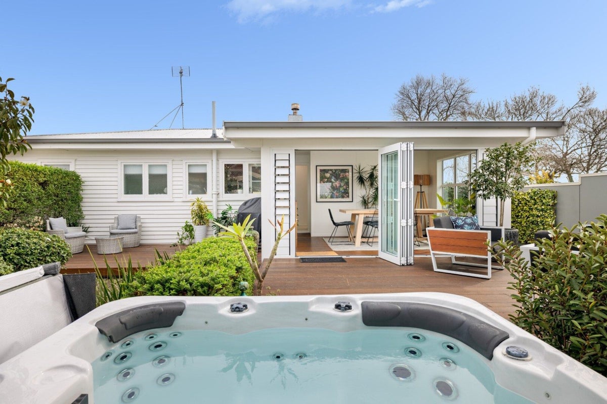 18A Devon Street, Greerton, Tauranga - Carousel 2