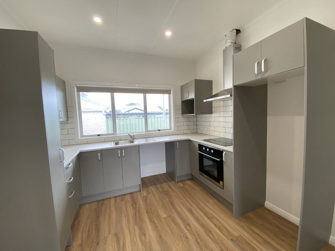 12 Tripoli Street, Onekawa, Napier - Carousel 2