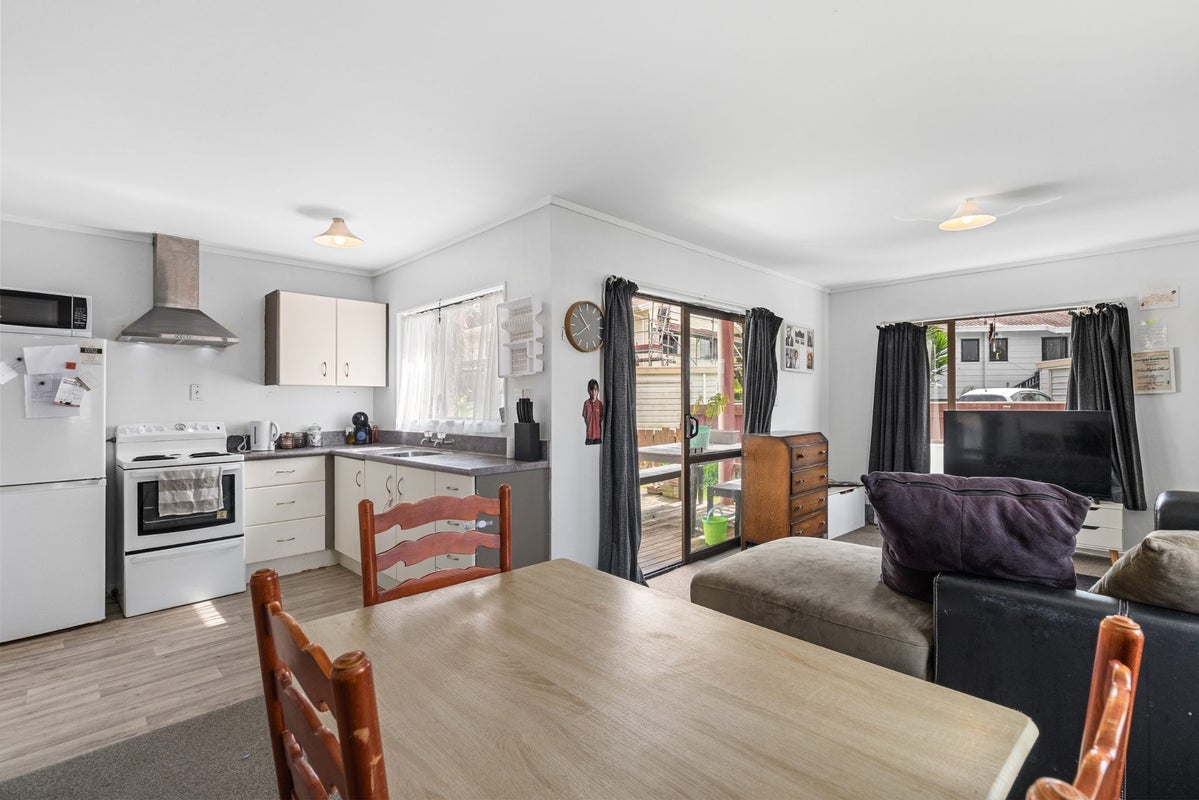 76A Meander Drive, Welcome Bay, Tauranga - Carousel 2
