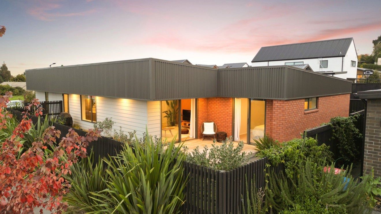 2 Musselwhite Terrace, Chartwell, Hamilton - Carousel 2
