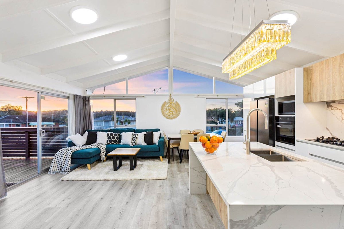 58 Forest Hill Road, Henderson, Auckland - Carousel 1