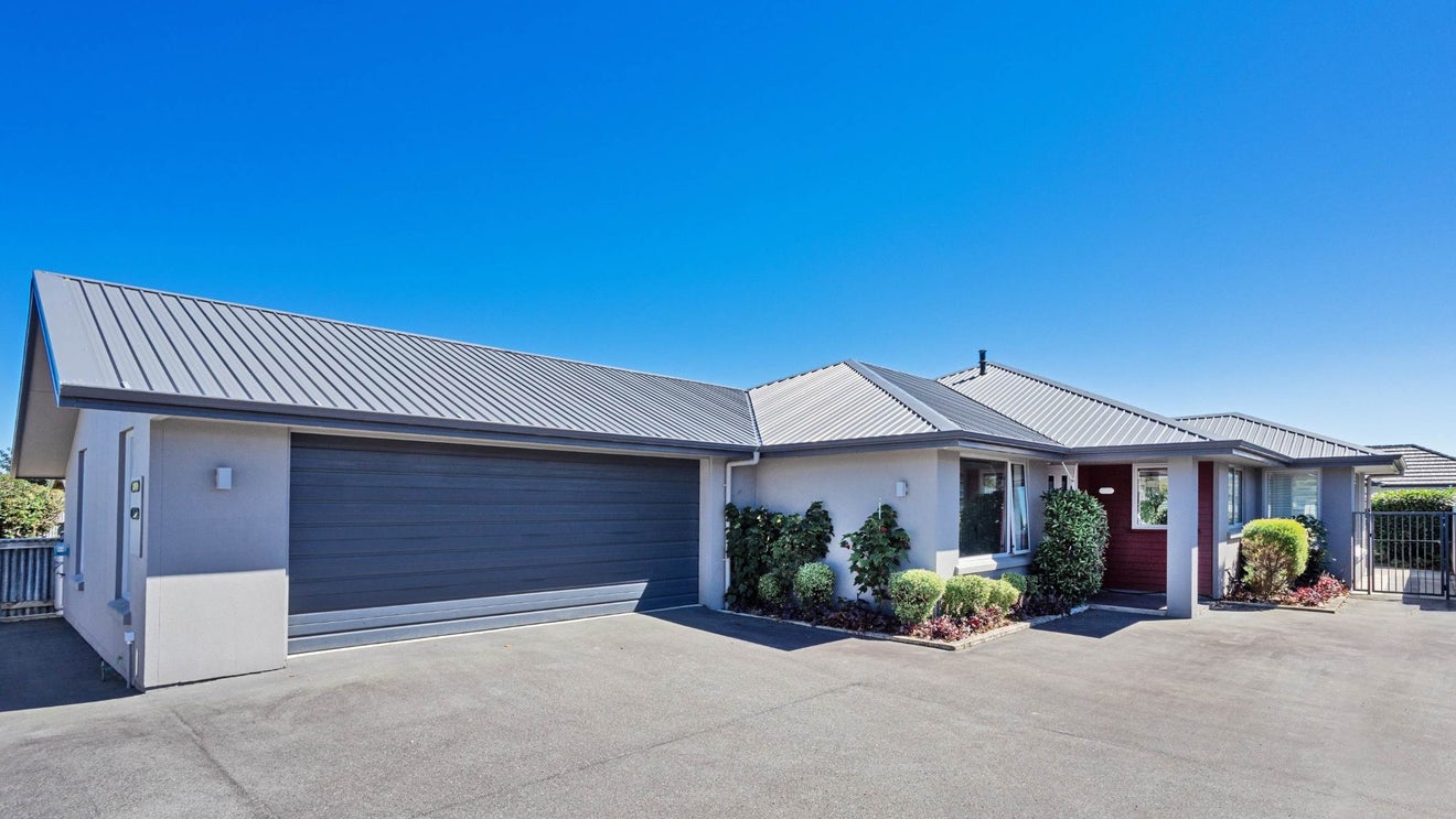 152 Newcastle Street, Windsor, Invercargill - Carousel 1