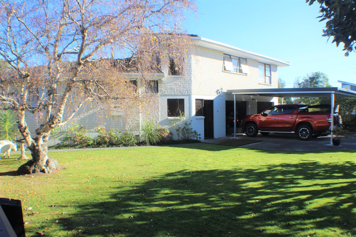 33 Burtts Road, Durie Hill, Whanganui - Carousel 1
