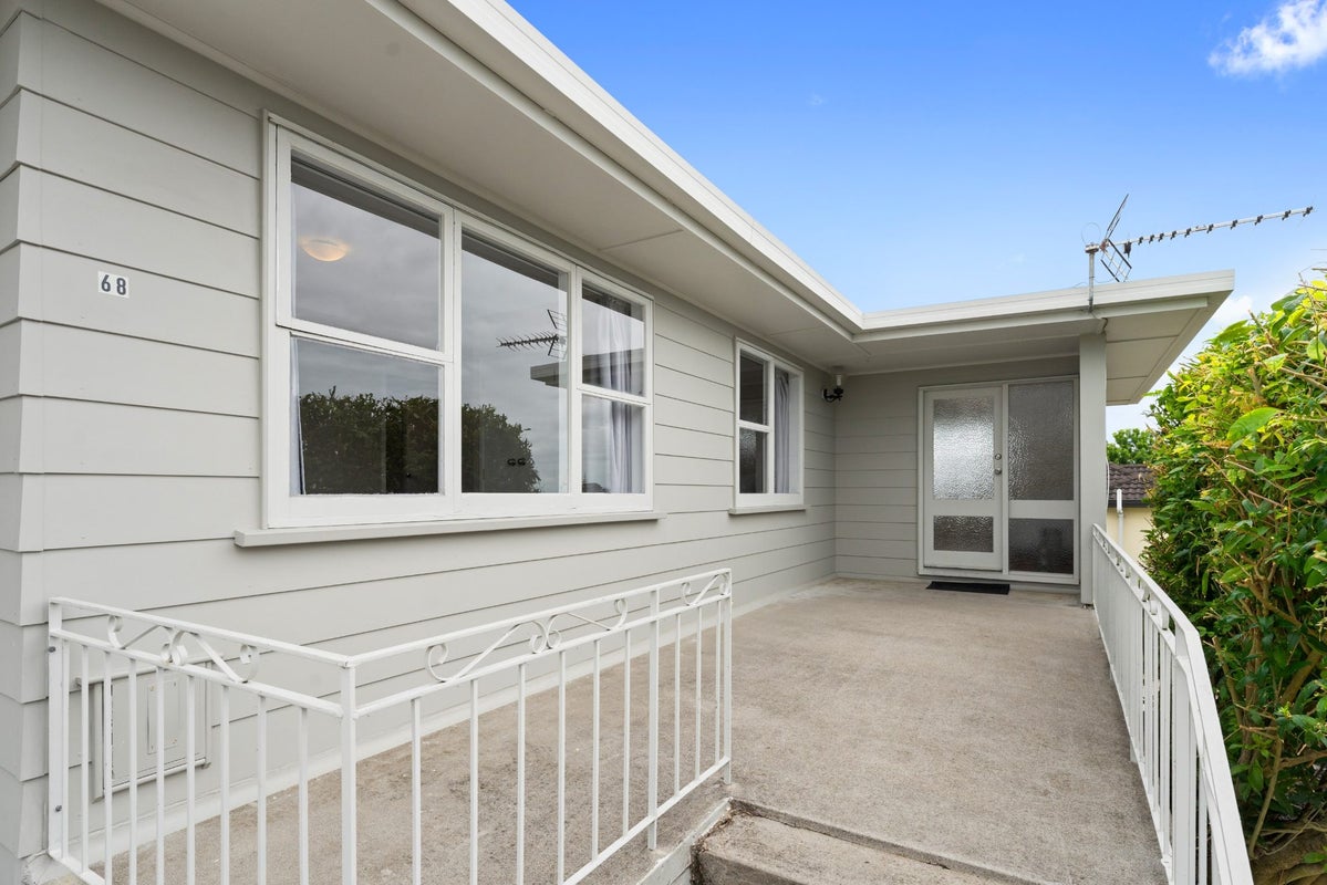 68 Priestley Drive, Bucklands Beach, Auckland - Carousel 2