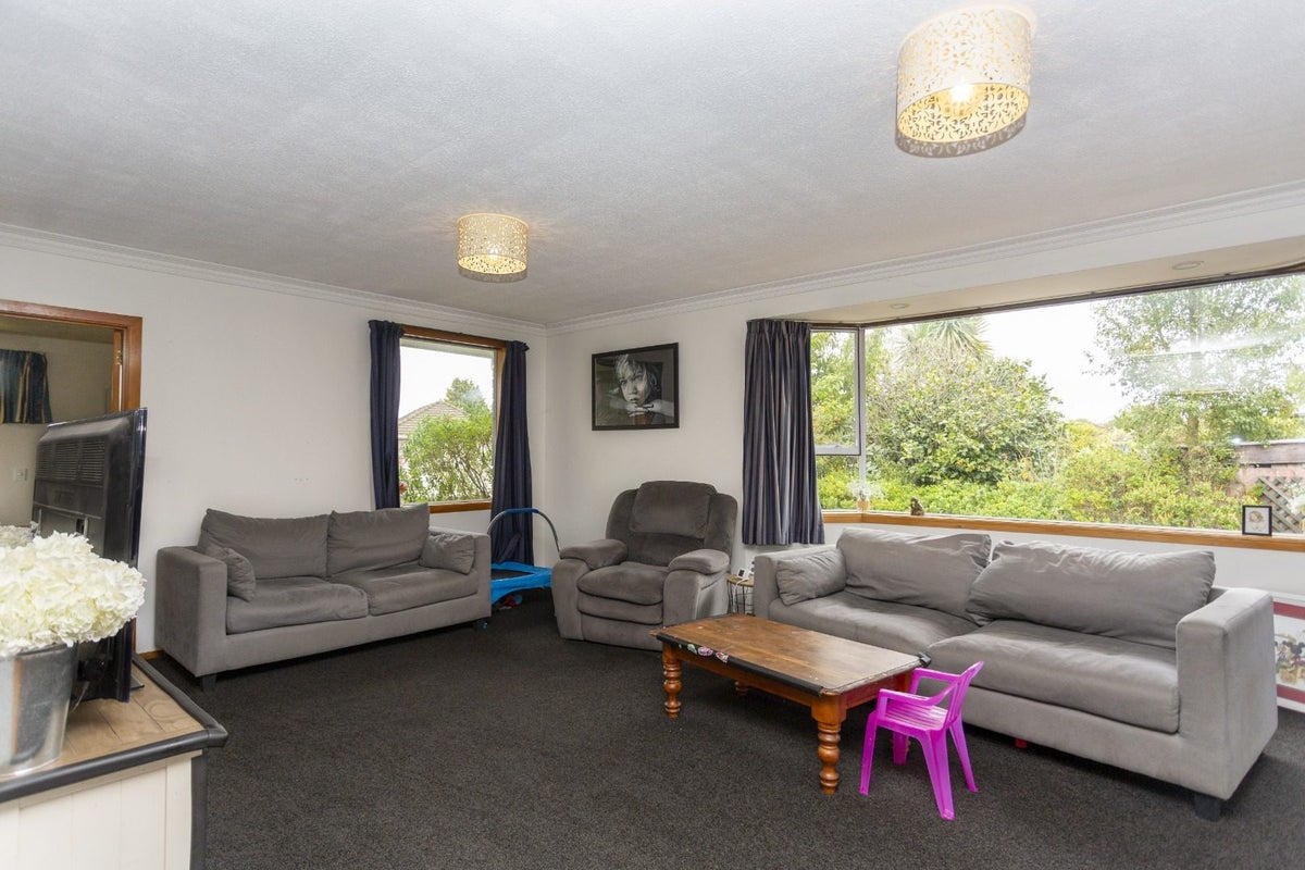 22 Charles Upham Avenue, Hillmorton, Christchurch - Carousel 2