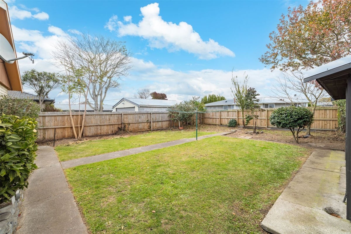 36 De Havilland Street, Hornby, Christchurch - Carousel 16