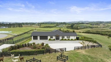 4 Suzanna LANE, Paerata, Pukekohe - Carousel 1