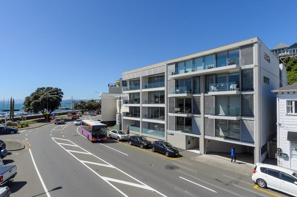 1/74 Oriental Parade, Oriental Bay, Wellington - Carousel 2