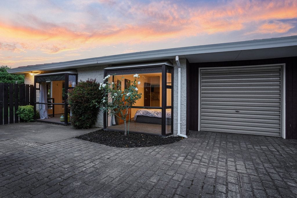 1/200 Sawyers Arms Road, Bishopdale, Christchurch - Carousel 2