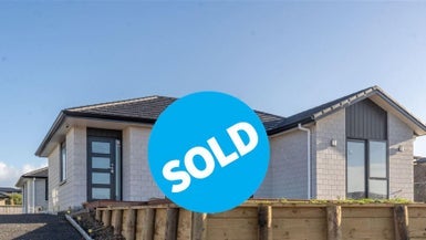 19A Tokerau Drive, Rototuna North, Hamilton - Carousel 1