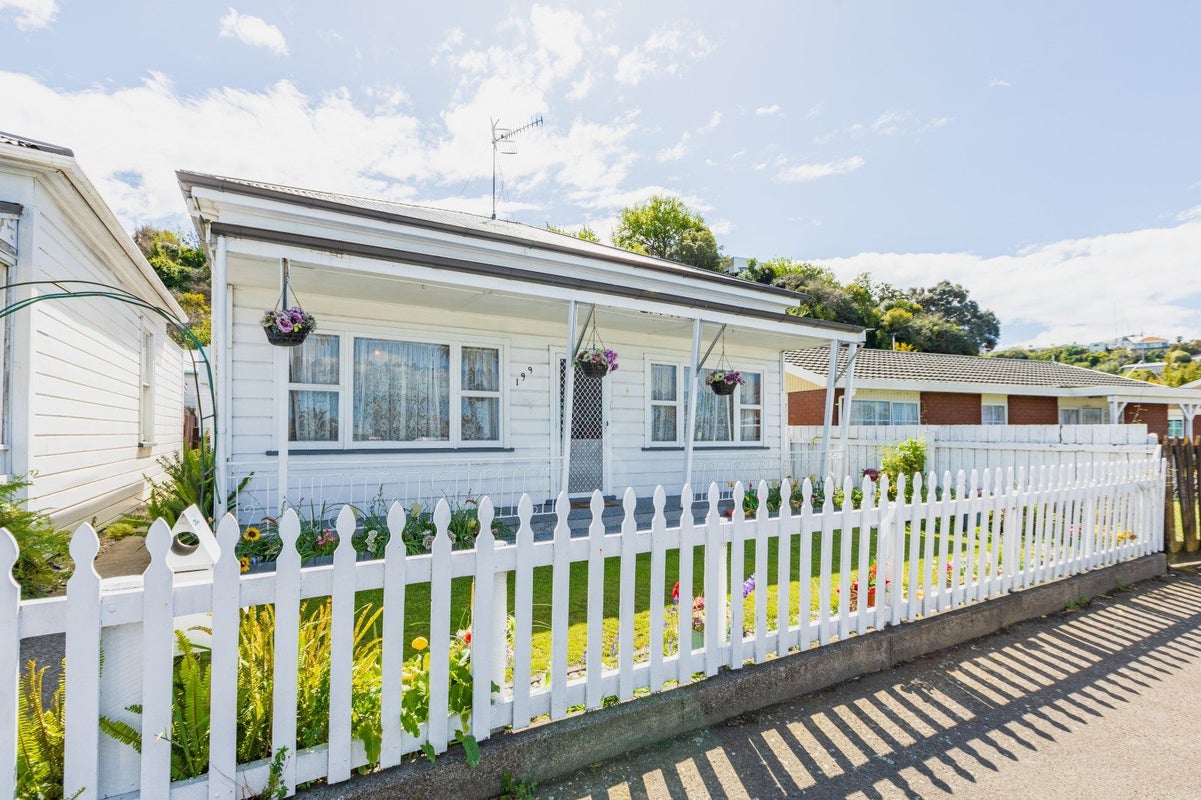 199 Carlyle Street, Napier South, Napier - Carousel 2