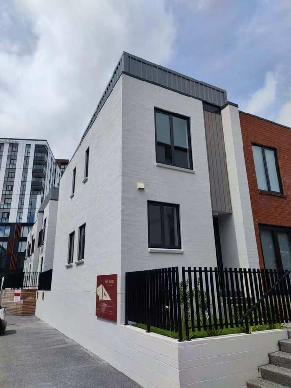 11/666B Great South Road, Ellerslie, Auckland - Carousel 2