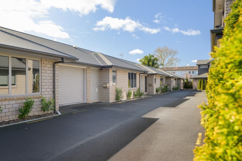 9 Stadium Lane, Whitiora, Hamilton - Carousel 12
