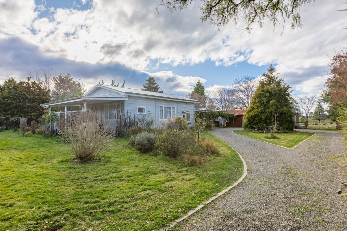 14 Owen Street, Tikokino, Waipawa - Carousel 23
