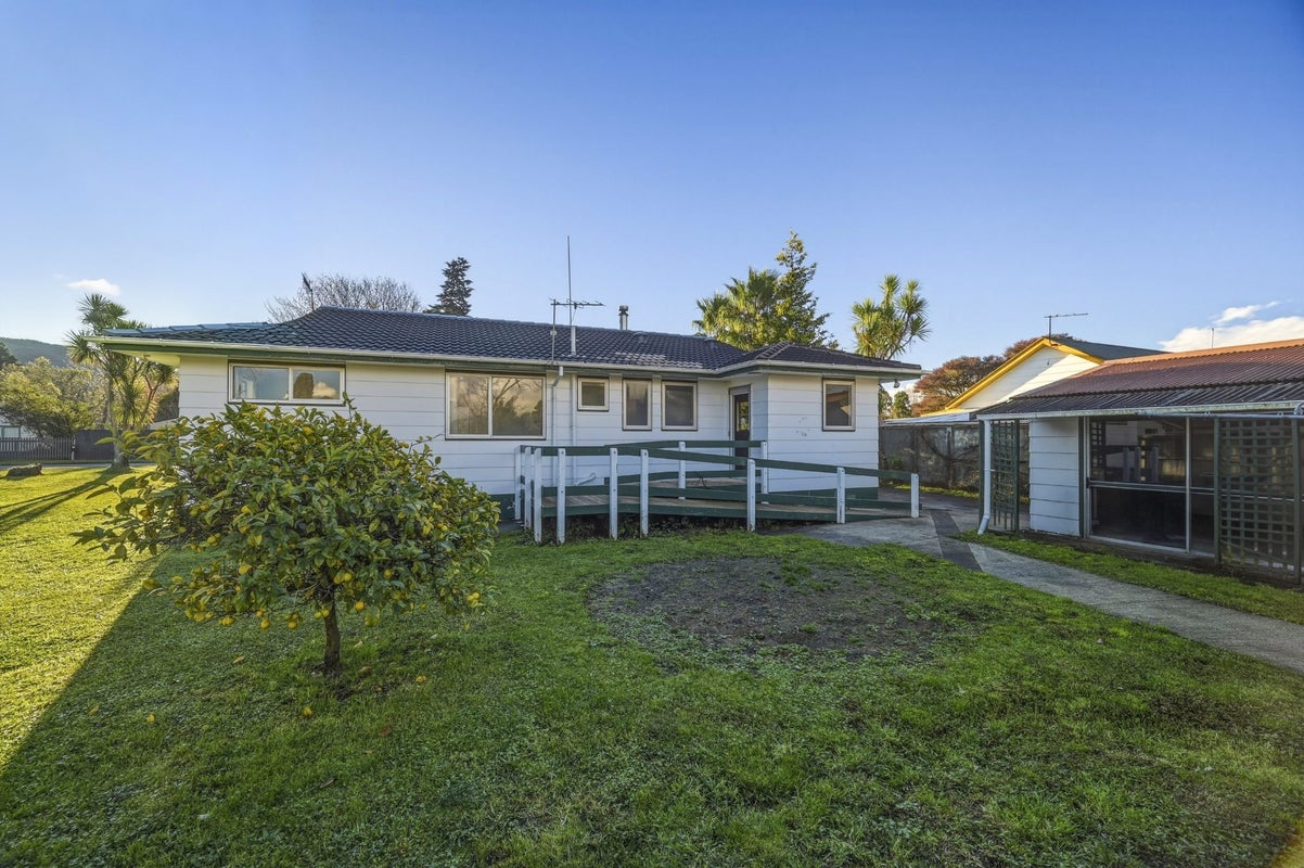 31 Barnard Road, Fairy Springs, Rotorua - Carousel 2