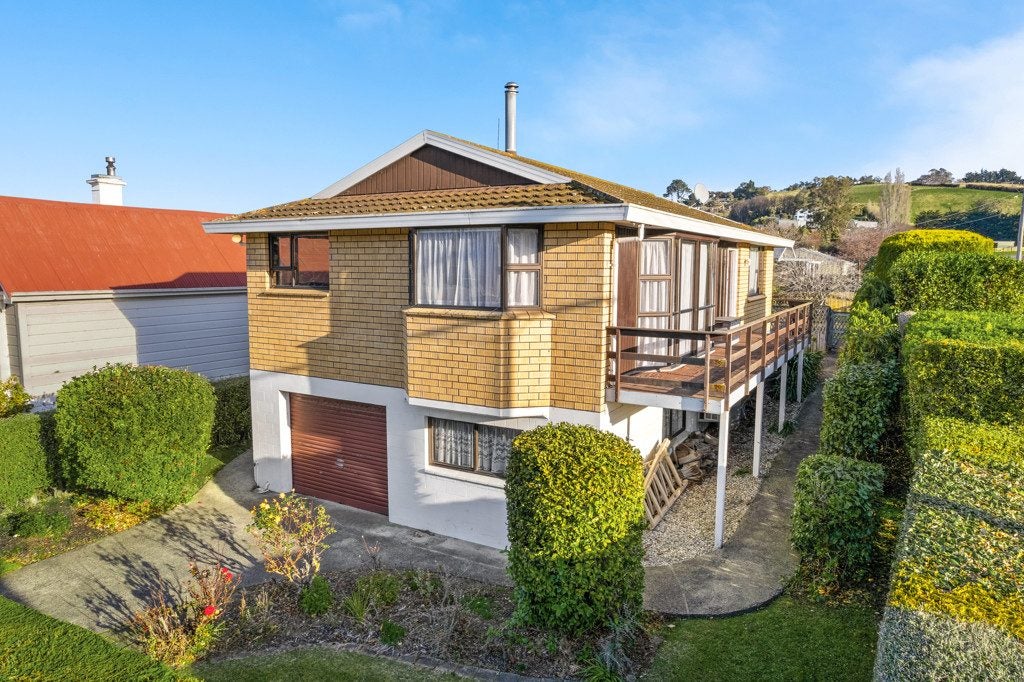 11 Hall Road, Sawyers Bay, Port Chalmers - Carousel 1