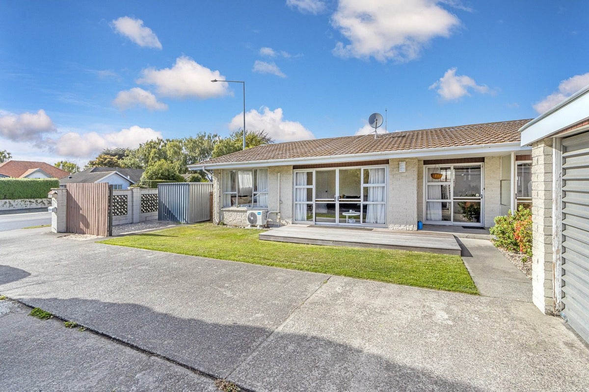 1/191 Waimairi Road, Ilam, Christchurch - Carousel 1