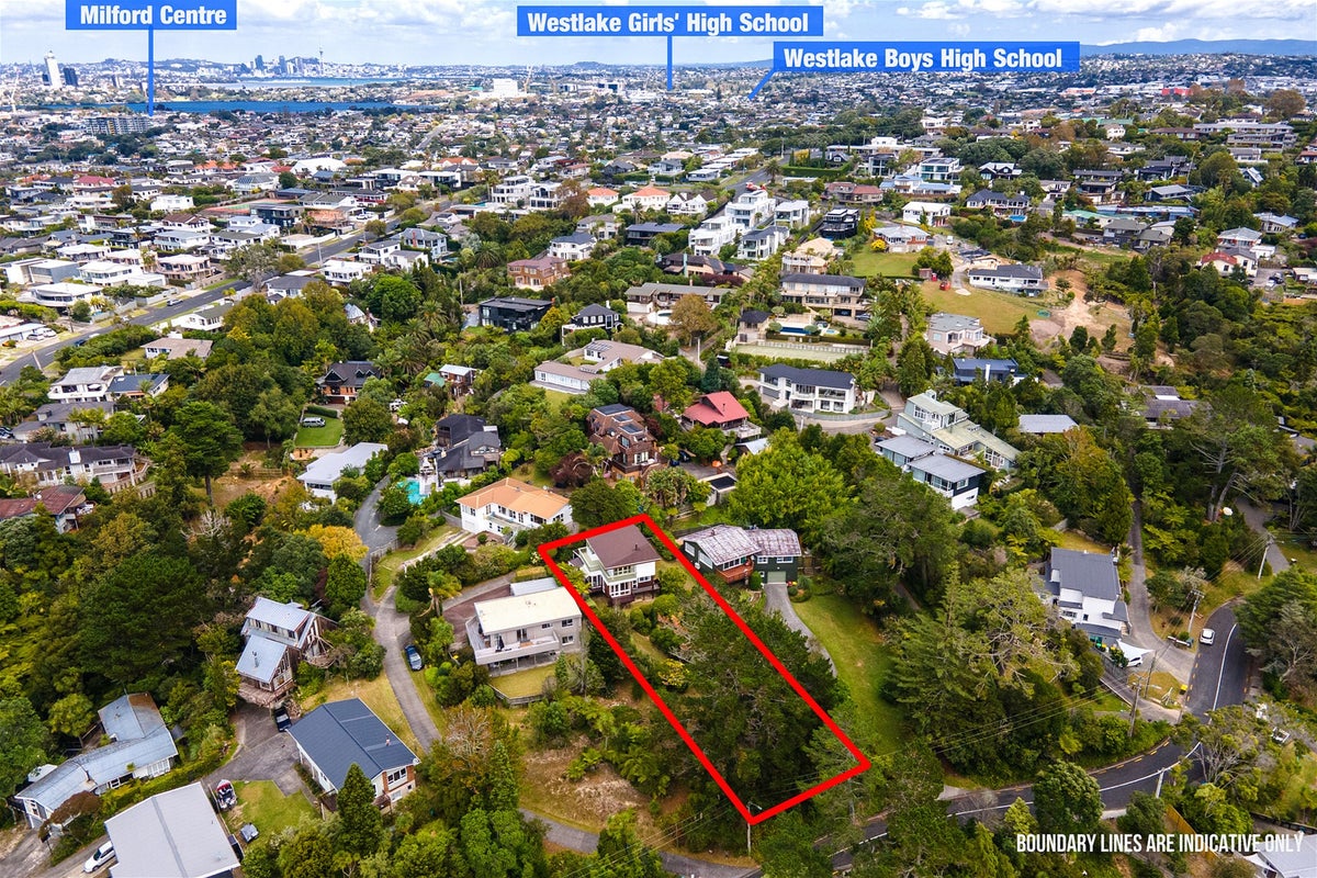 105 Braemar Road, Castor Bay, Auckland - Carousel 2