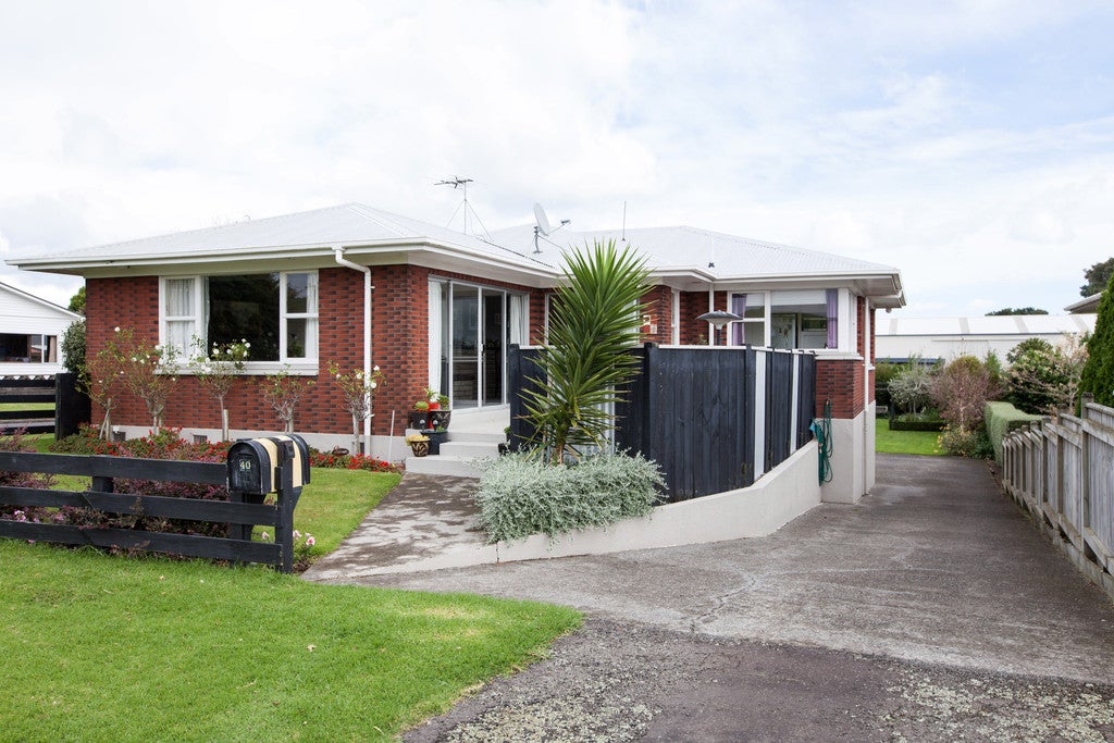 40 Egmont Road, Waiwhakaiho, New Plymouth - Carousel 1