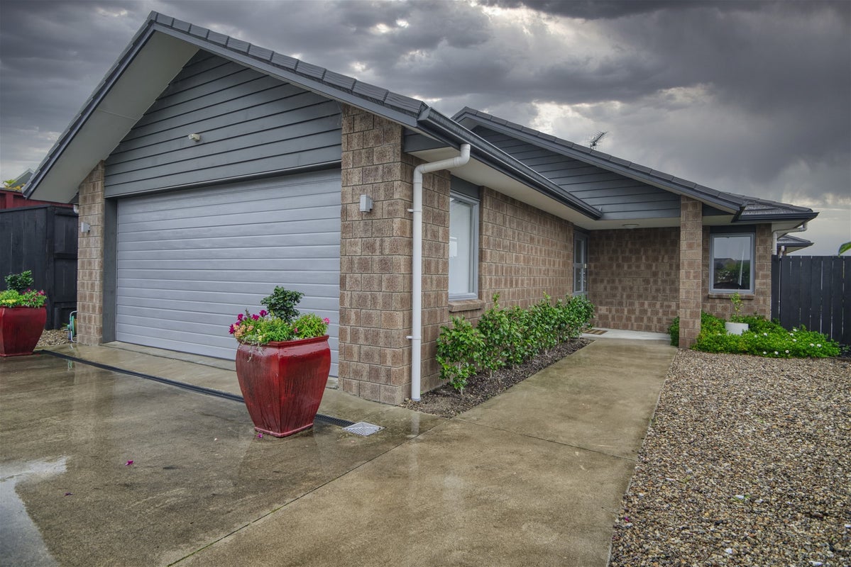 27 Alpers Ridge, Leamington, Cambridge - Carousel 26