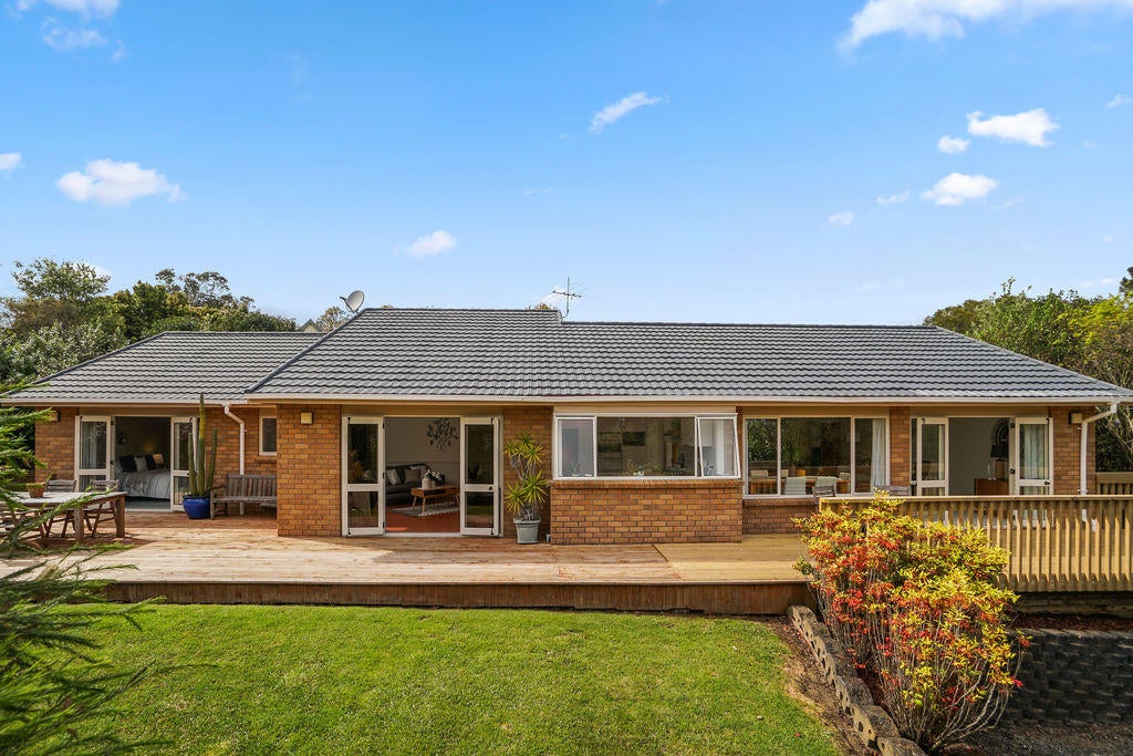 1/426 Don Buck Road, Massey, Auckland - Carousel 1